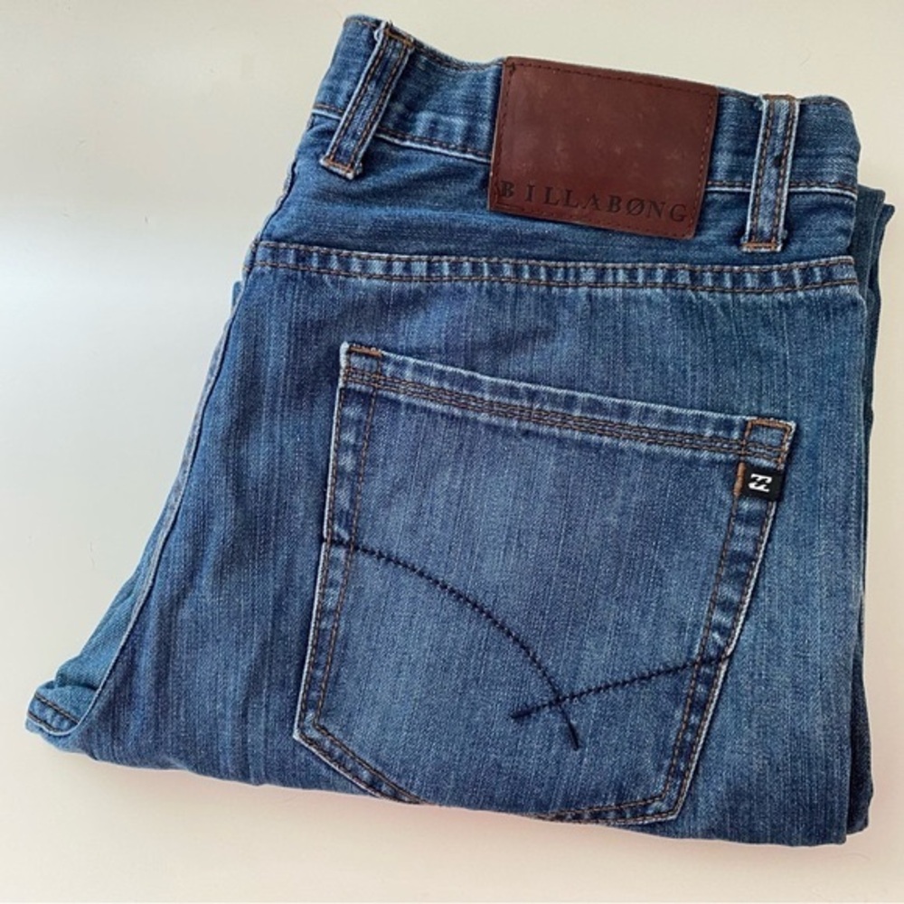 Billabong mens Regular Rexford blue straight denim jeans size 32